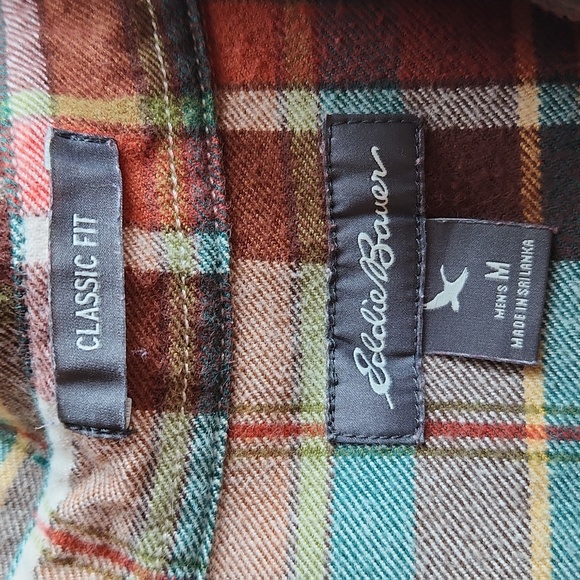 Eddie Bauer mens flannel button down plaid shirt size medium - Picture 3 of 9